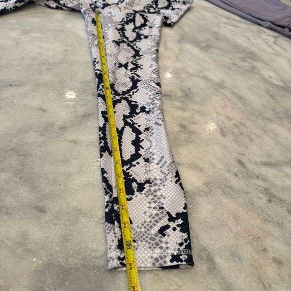 Balance Collection Contender Luxe Long Legging Black Summer Snake Print - Picture 12 of 12